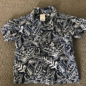LAST CHANCE Dino shirt-sleeved button down. EUC